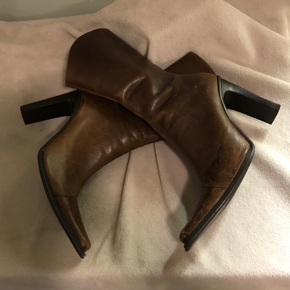 Steve Madden Boots - Weathered Leather - Size 8.5